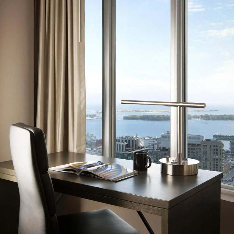 One King West Hotel & Residence — photo 8