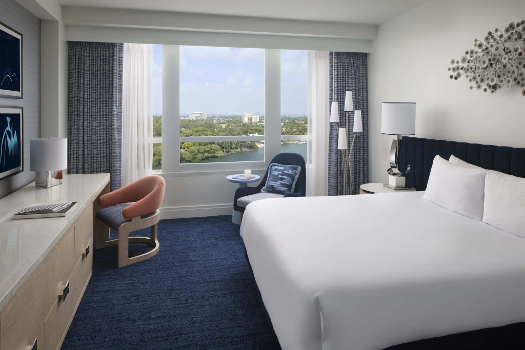 Fontainebleau Miami Beach — photo 8