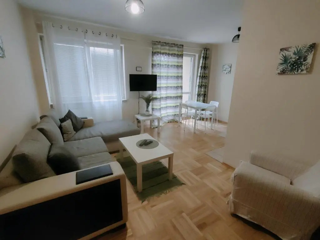 Green Kabaty Apartment 2 — photo 2