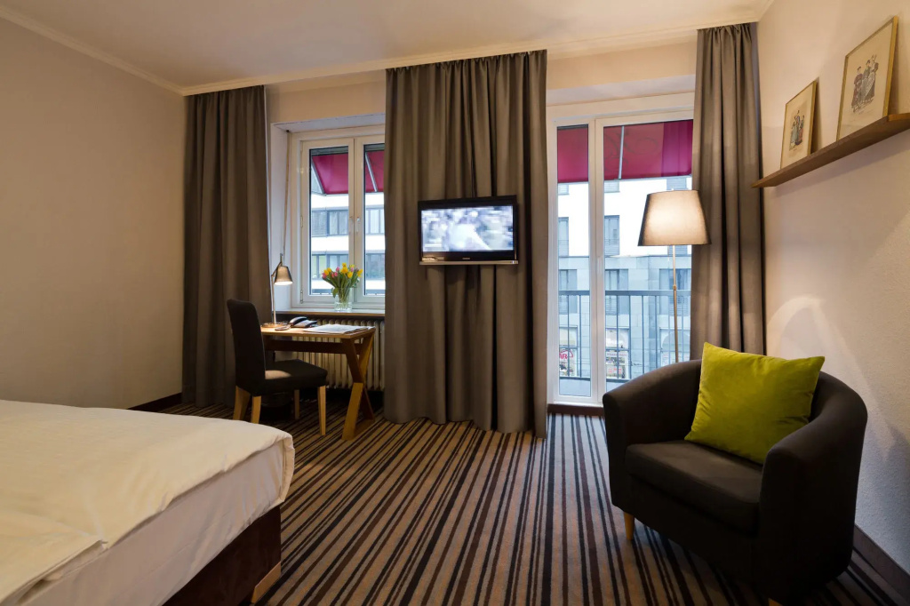 Hotel Stachus — photo 7