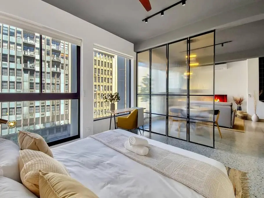 City Bowl Apartment with Rooftop Pool! — photo 6