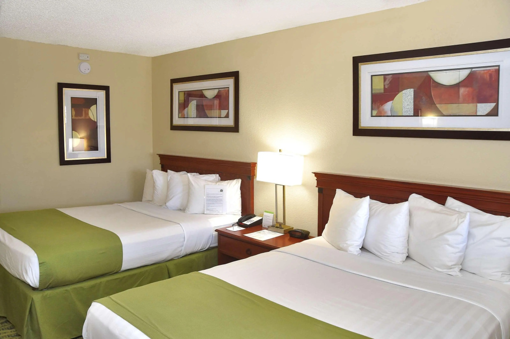 Baymont by Wyndham Orlando East, photo 3