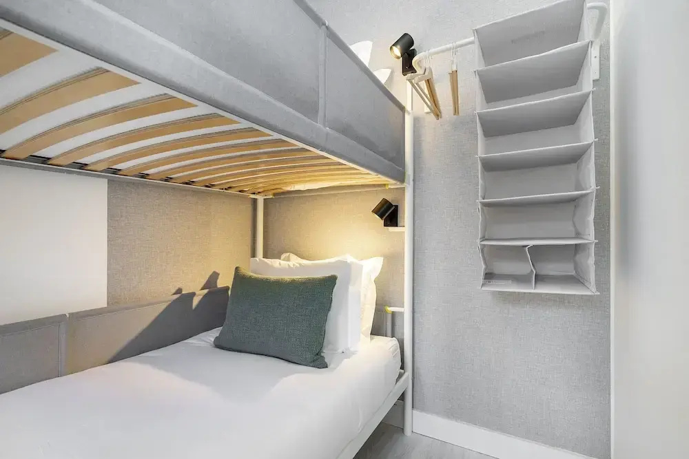 Lisbon'S Best Kept Secret: 2-Bed W/Ac & Patio — photo 4