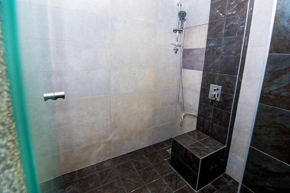 erApartments Meridian Residence — photo 8