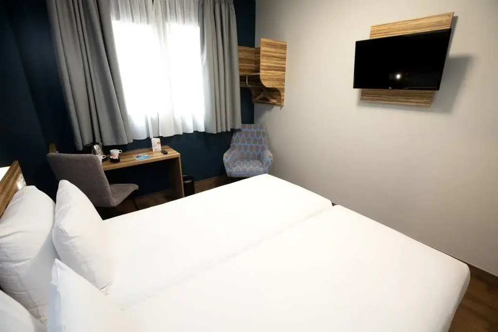 Travelodge Madrid Metropolitano — photo 8