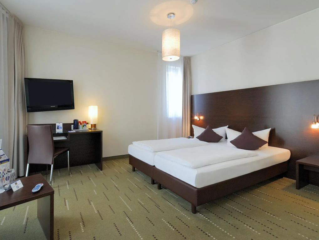 Premier Inn Berlin City Spittelmarkt — photo 4