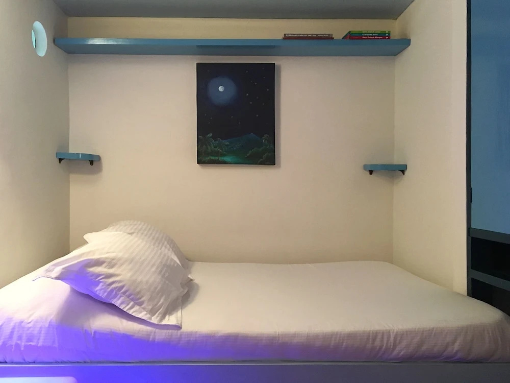 Lez Lezards Bed & Breakfast — photo 6