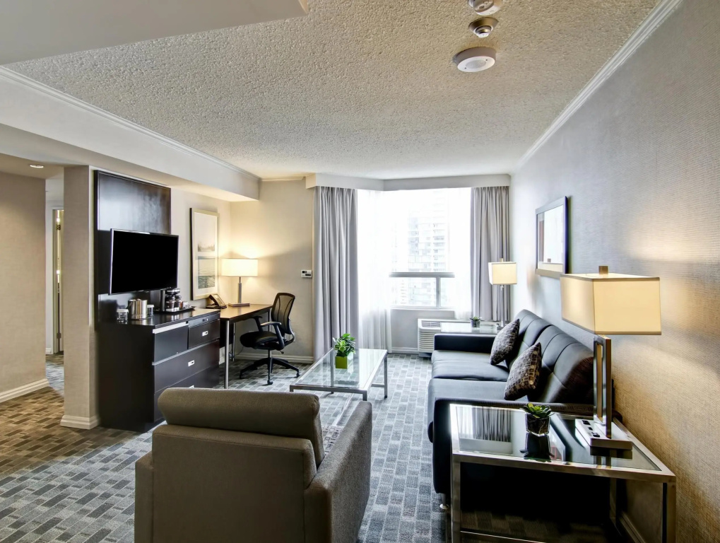 DoubleTree by Hilton Hotel Toronto Downtown — photo 6