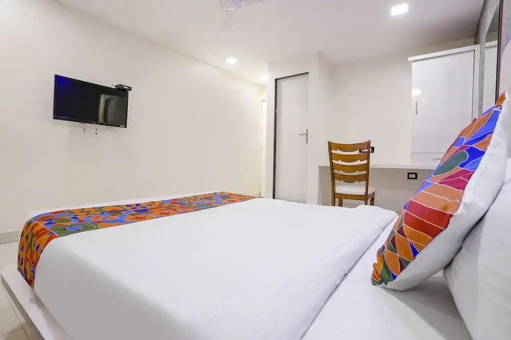 FabHotel Golden Star, photo 3