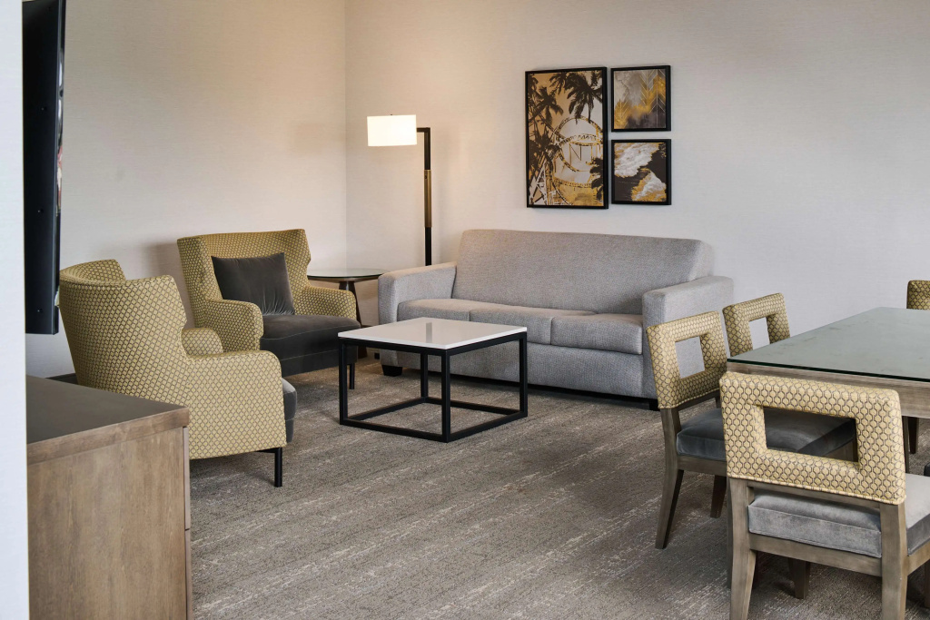 DoubleTree by Hilton Buena Park, photo 4