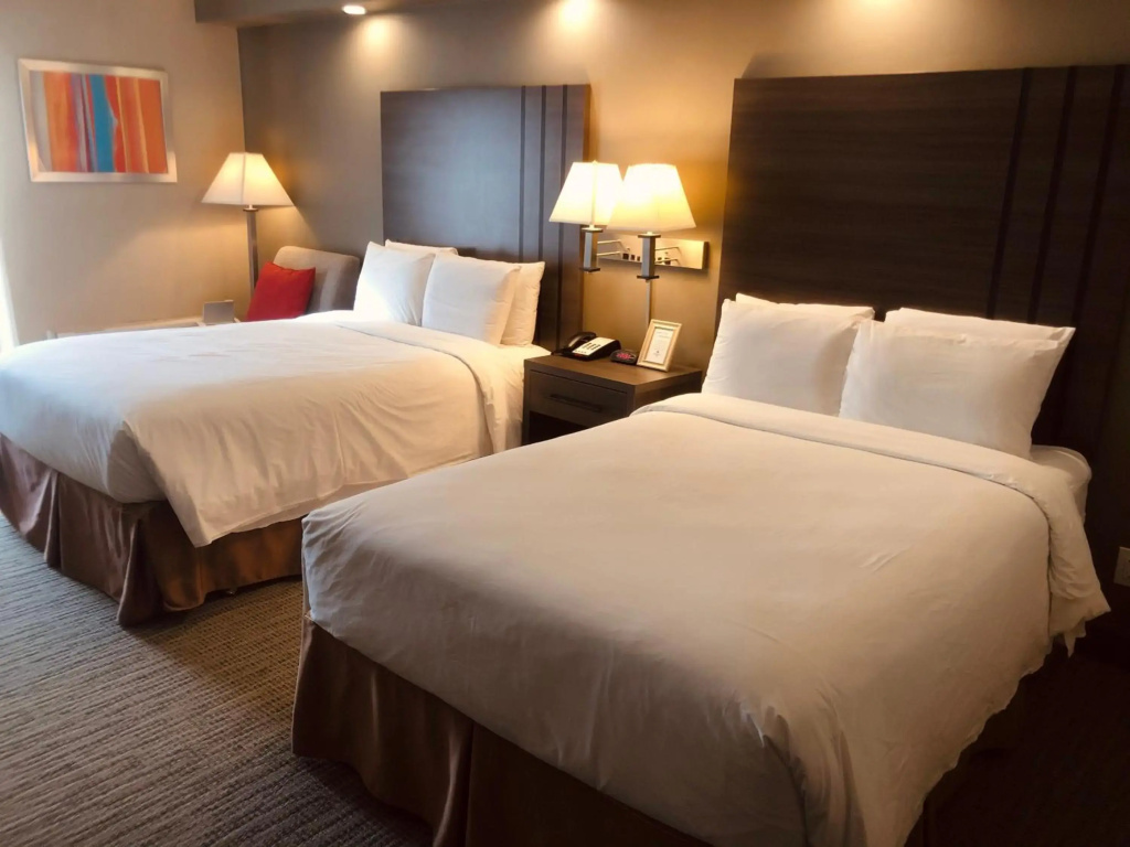 GreenTree Inn & Suites Alhambra, photo 2