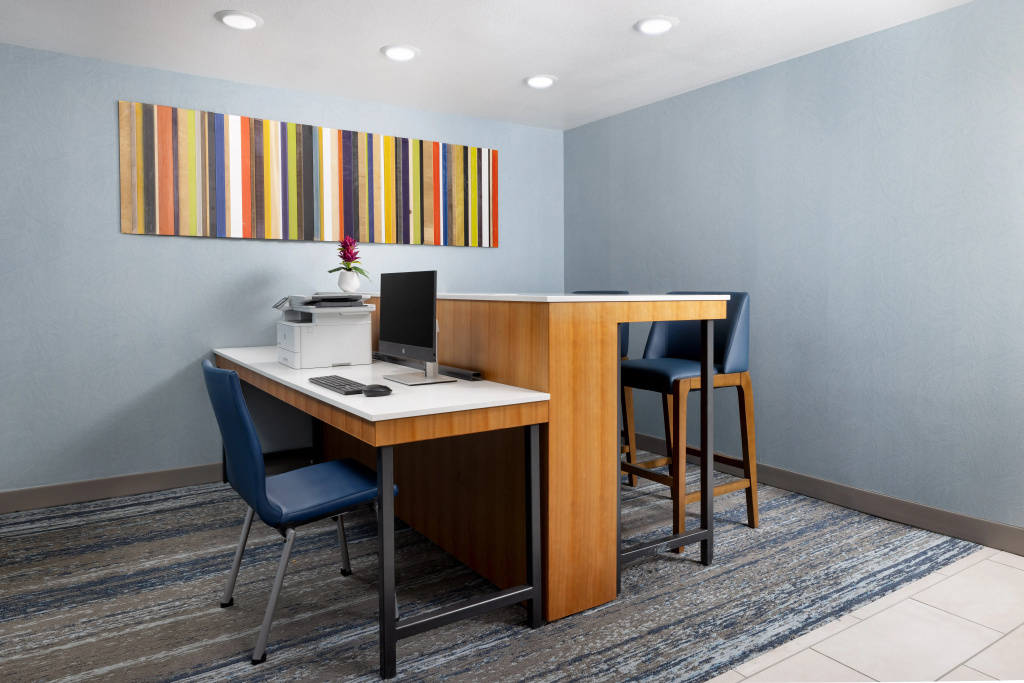 Holiday Inn Express Las Vegas - Stadium Area by IHG, photo 4