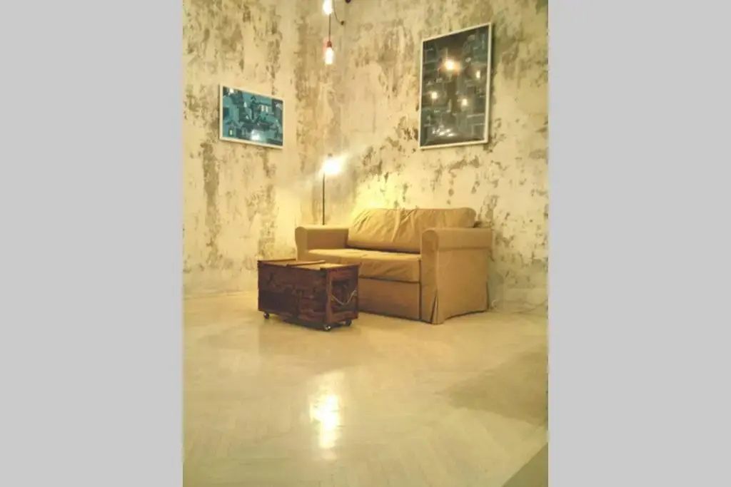 Little Corner at the Historic Jewish District with AC — photo 6