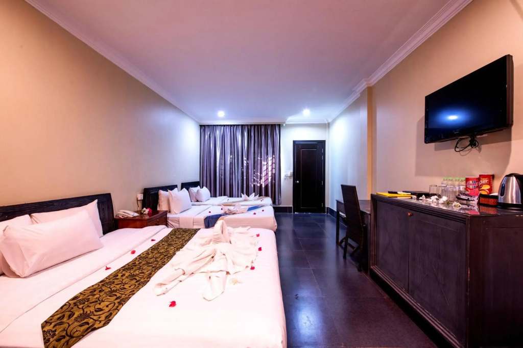 Central Night Hotel — photo 6