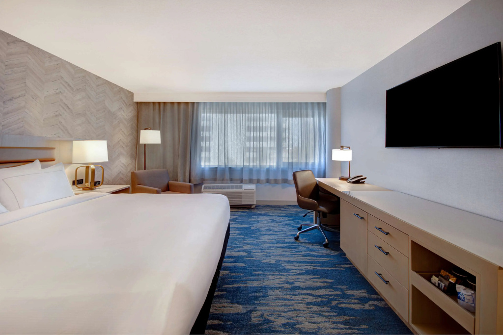 DoubleTree by Hilton LAX - El Segundo, photo 4