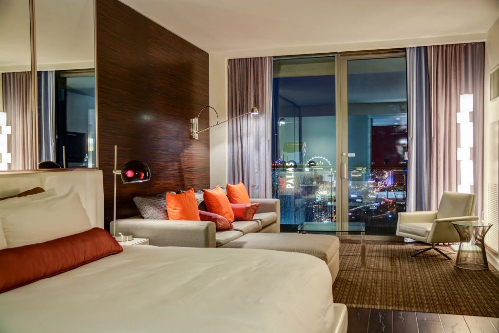 StripViewSuites at Palms Place — photo 6