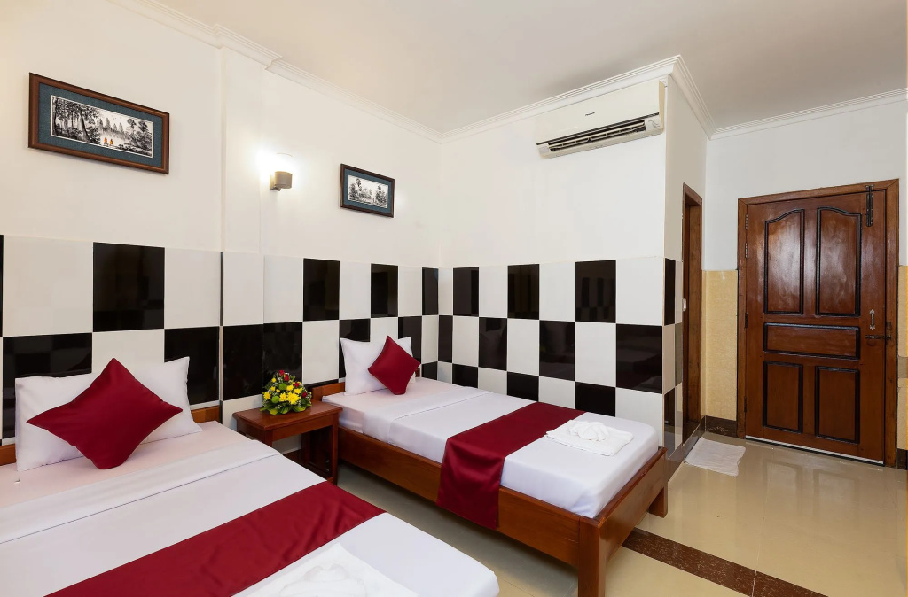 Botoum Hostel — photo 2