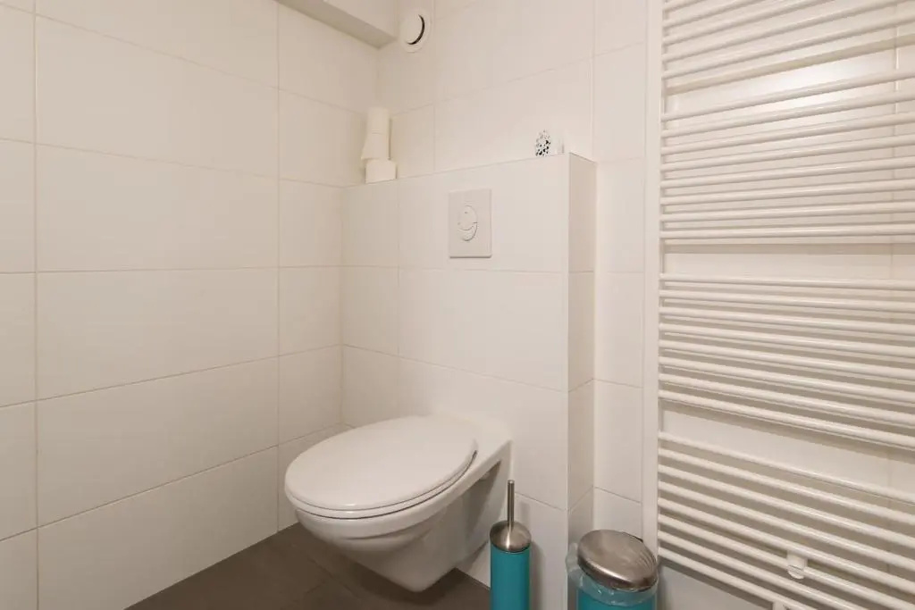 Quiet apartment for 4 at park in center — photo 8