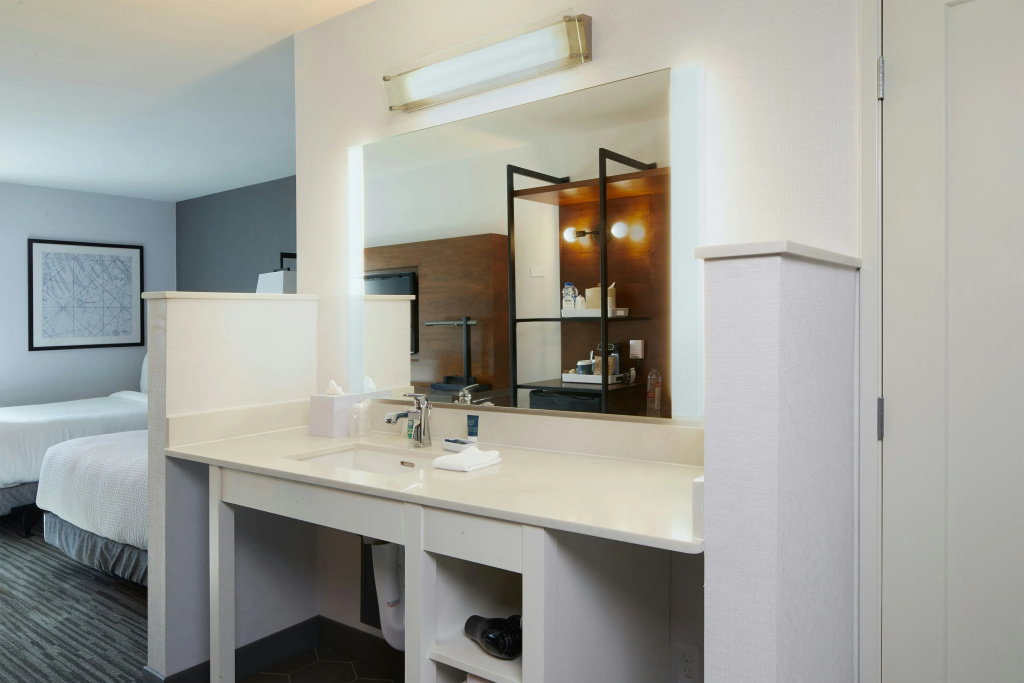 Four Points by Sheraton Los Angeles Westside, photo 5