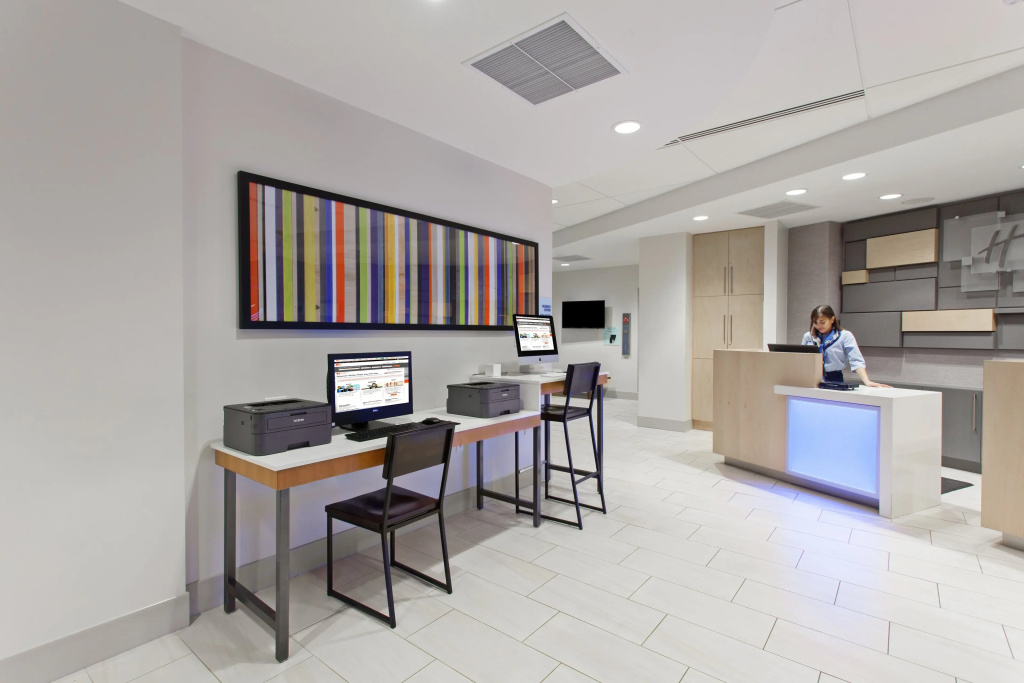 Holiday Inn Express West Los Angeles by IHG — photo 6