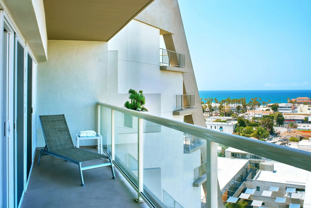 Hyatt Centric Delfina Santa Monica — photo 8