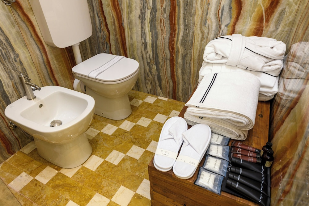 DibraLuxurySuites — photo 8