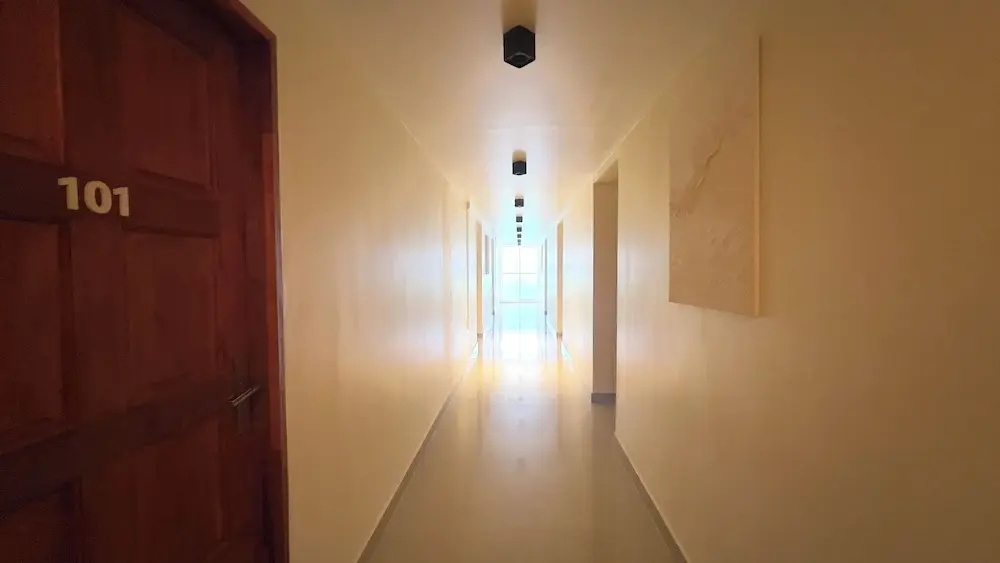YUVi blue maldives — photo 8