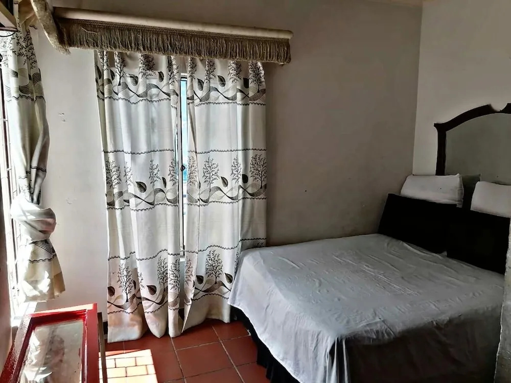 Valleycenterguesthouse — photo 7