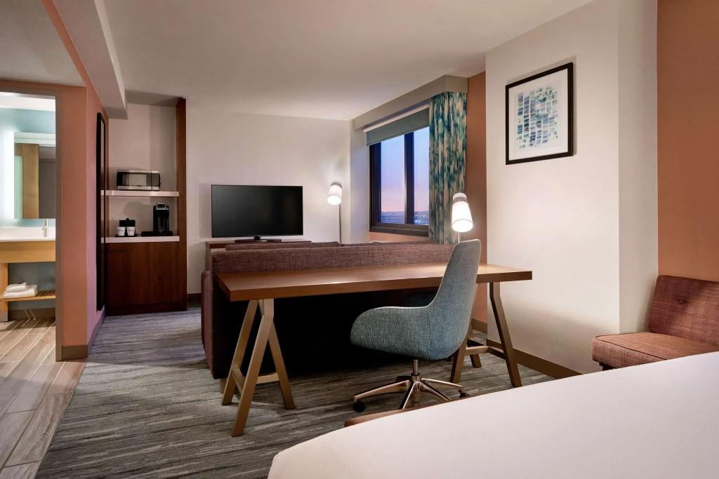 Hilton Garden Inn LAX Los Angeles Airport Hotel — photo 8