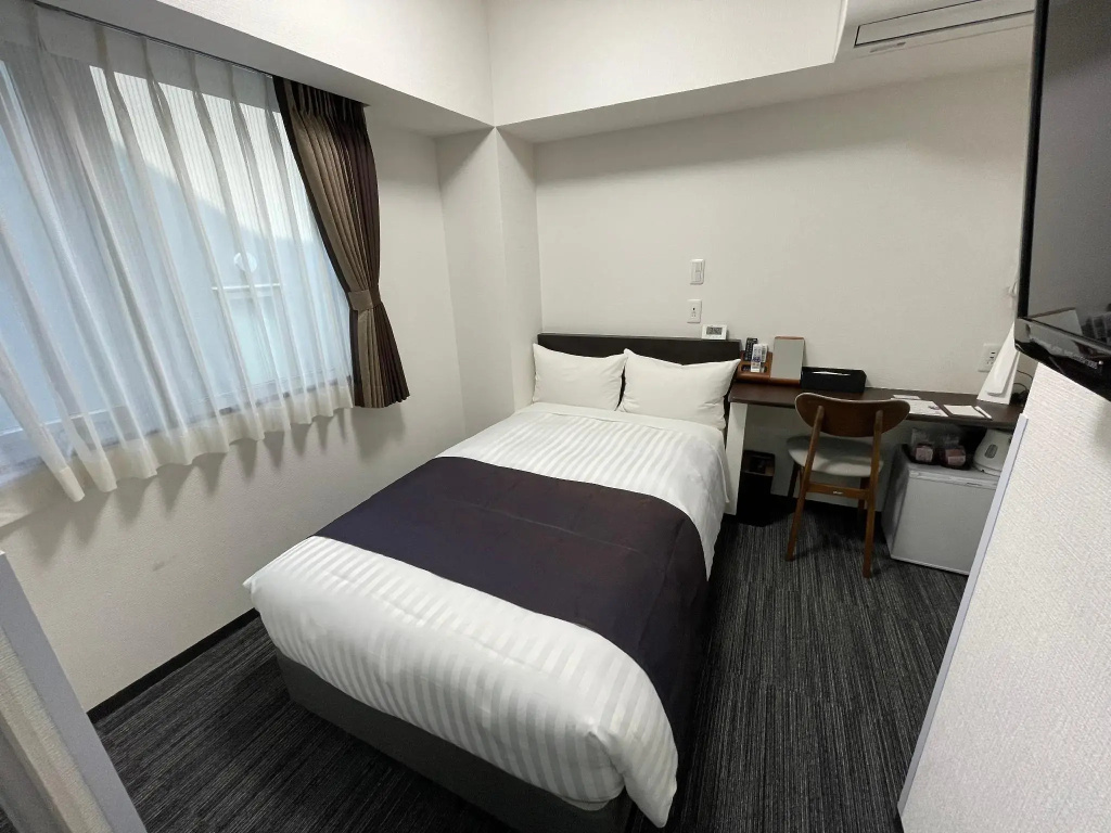 Shimbashi Urban Hotel, photo 3
