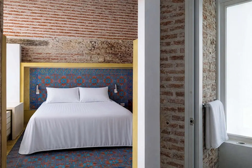 NOK Luxury Colonial Villa 6BR With Pool, Staff & Breakfast at Getsemani, photo 5
