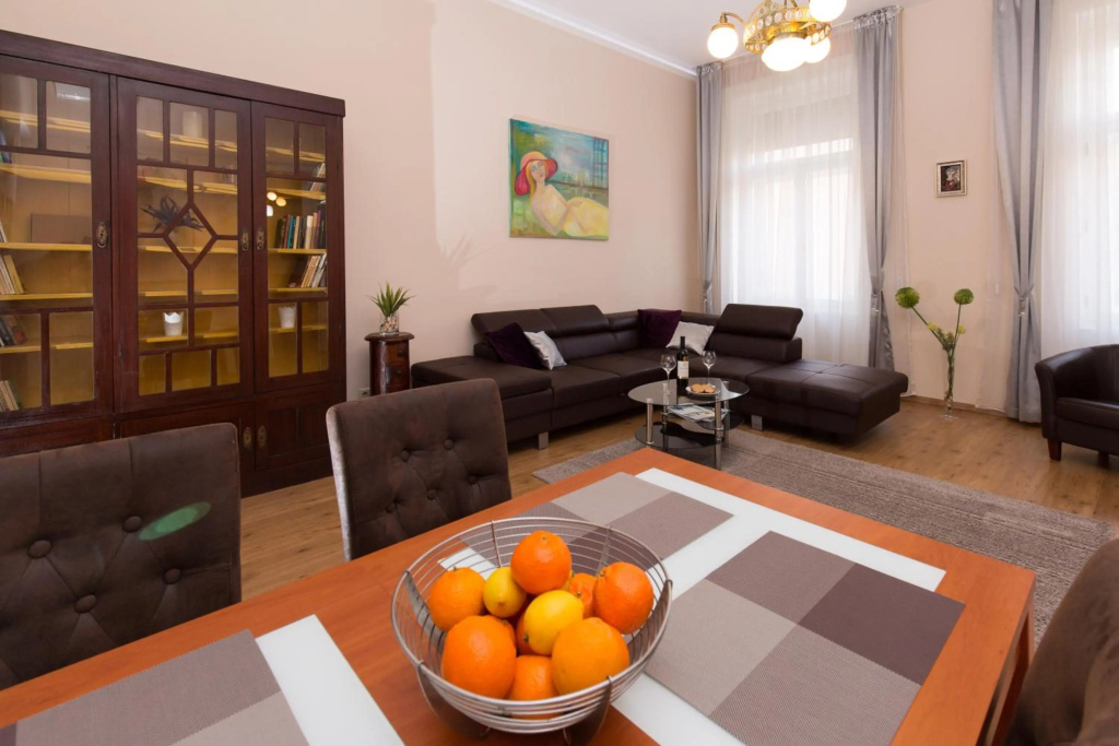 Elegant apartment with Buda Castle view, photo 2