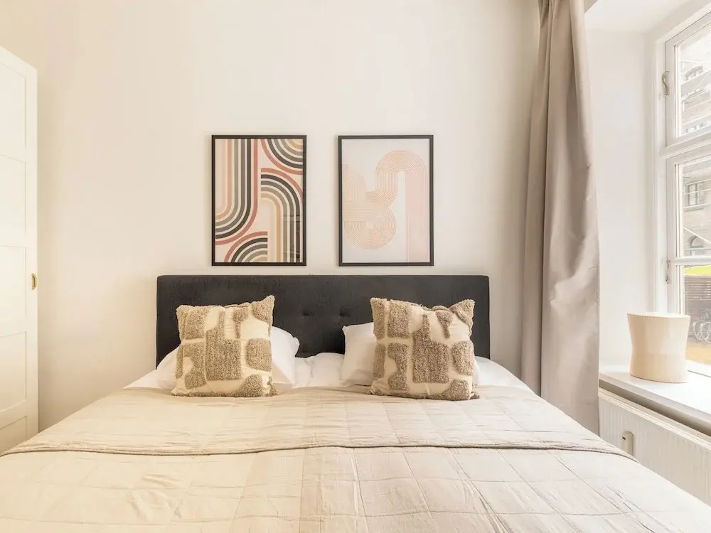 Noble - Fantastic 5-bdr Apt in the Capital — photo 6