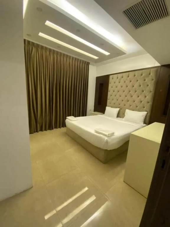 JRE Abdoun Rooftop 1bedroom Kh&sh 04 — photo 8