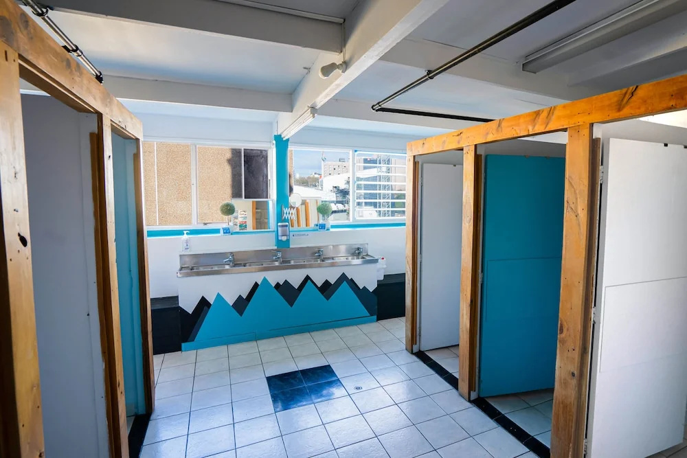 Attic Backpackers — photo 8