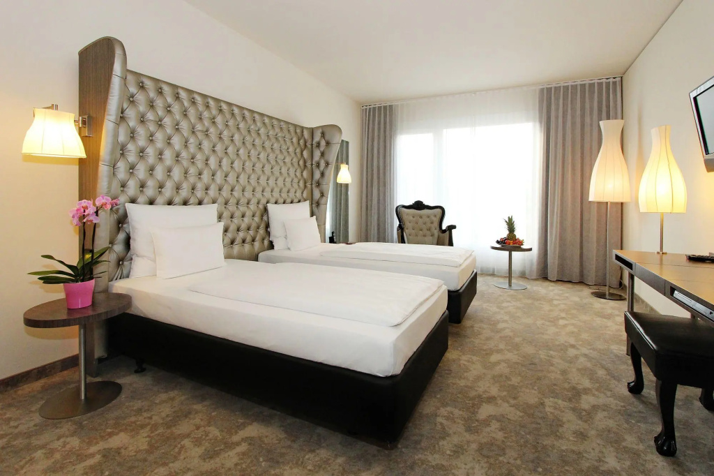 Arcotel John F Hotel — photo 7