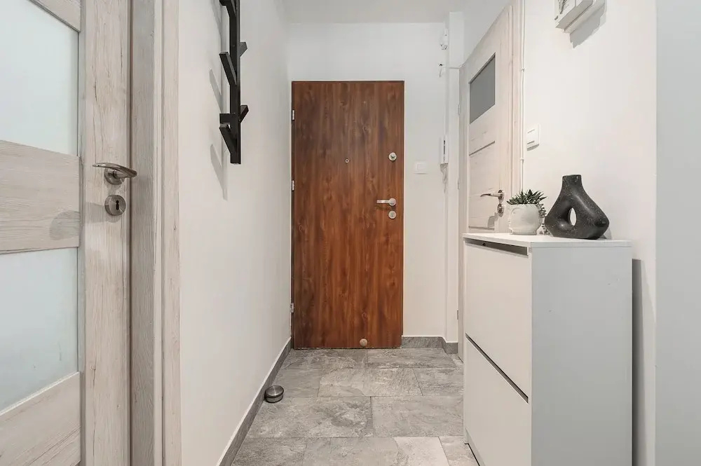 Lumina cozy 3-room apart near the metro — photo 8