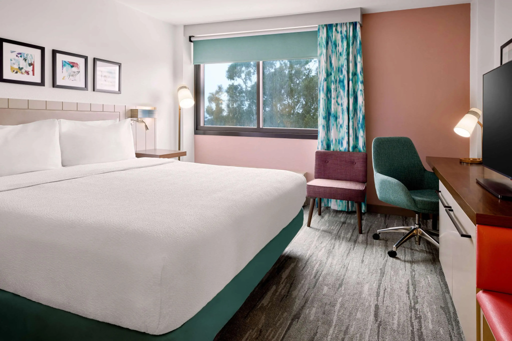 Hilton Garden Inn LAX Los Angeles Airport Hotel, photo 4