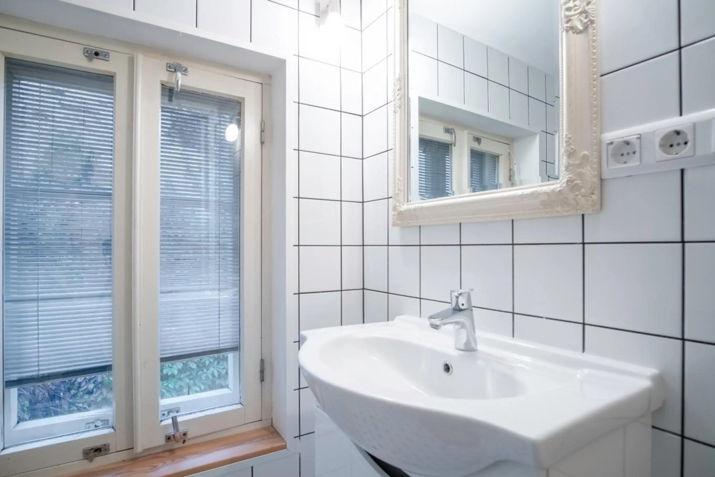 Dream Stay - Bright 2-Bedroom 2-Floor Old Town Apartment — photo 7
