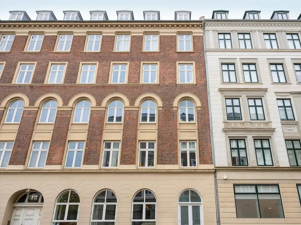 Noble - Fantastic 5-bdr Apt in the Capital
