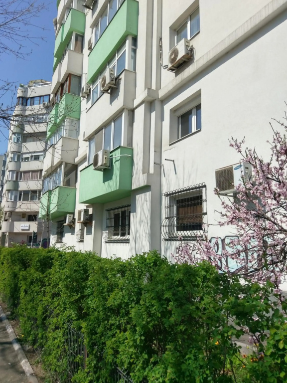 Stone Gate Apartment #1