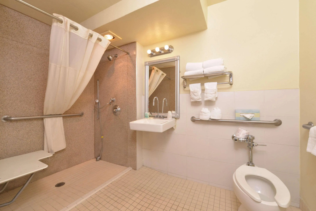 Quality Inn & Suites Montebello - Los Angeles — photo 8