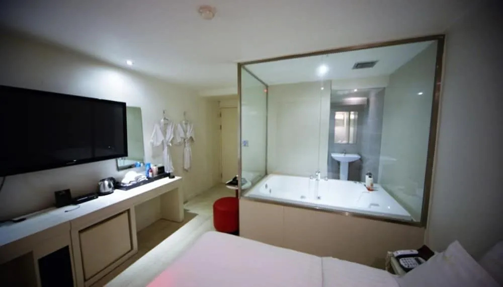 Gugi Hotel — photo 6
