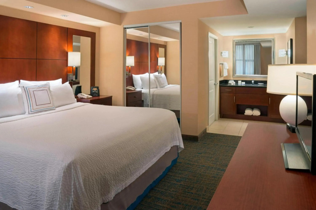 Residence Inn by Marriott Toronto Downtown / Entertainment District, photo 3