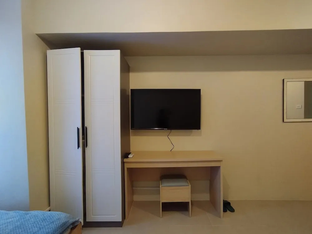 Cebu Avida Riala T2 2810 IT Park, photo 4