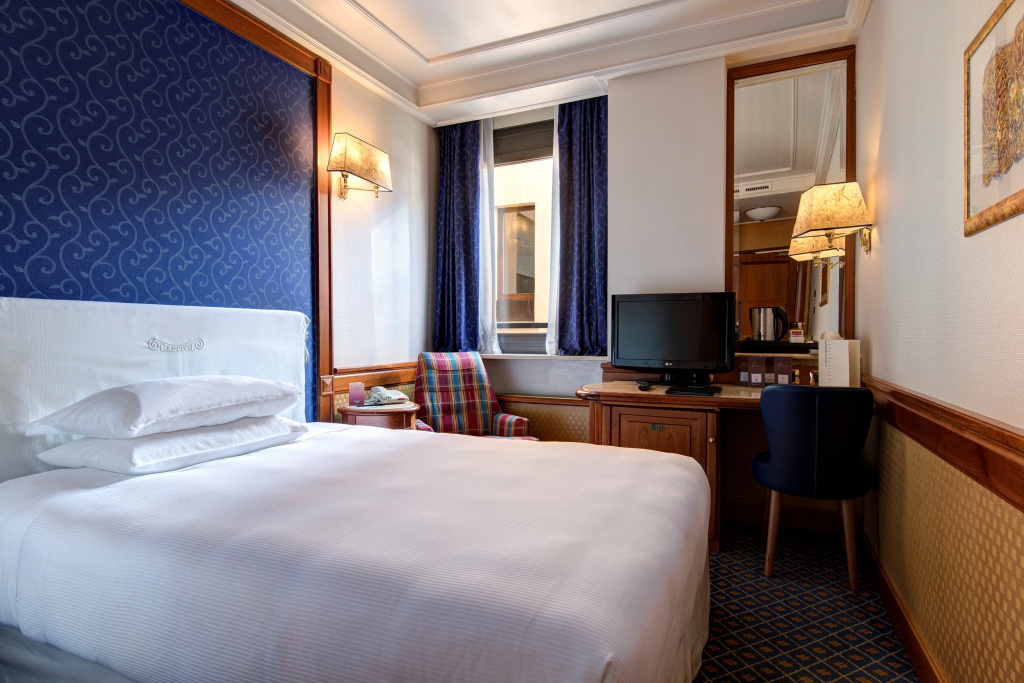 Capitol Hotel — photo 6