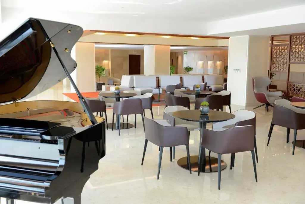 Crowne Plaza Muscat by IHG Hotel — photo 7