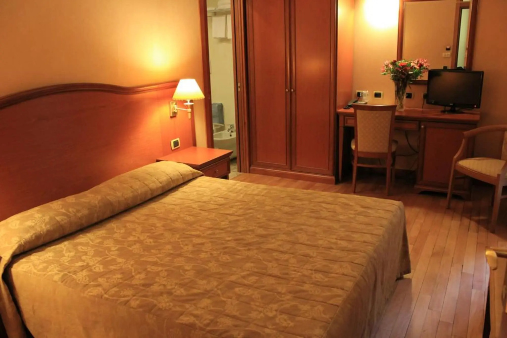 Terminal Hotel — photo 6