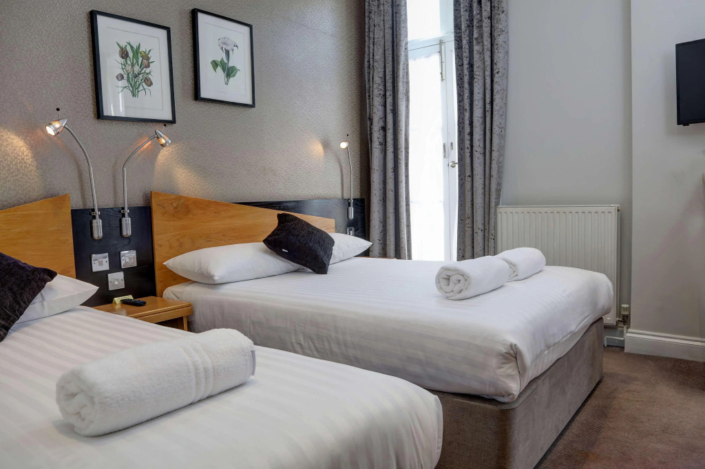 Best Western Buckingham Palace Rd — photo 6