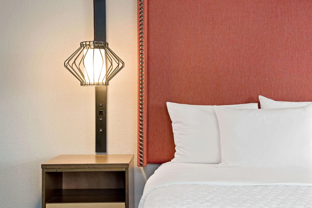La Quinta Inn & Suites by Wyndham San Francisco Airport N, photo 3